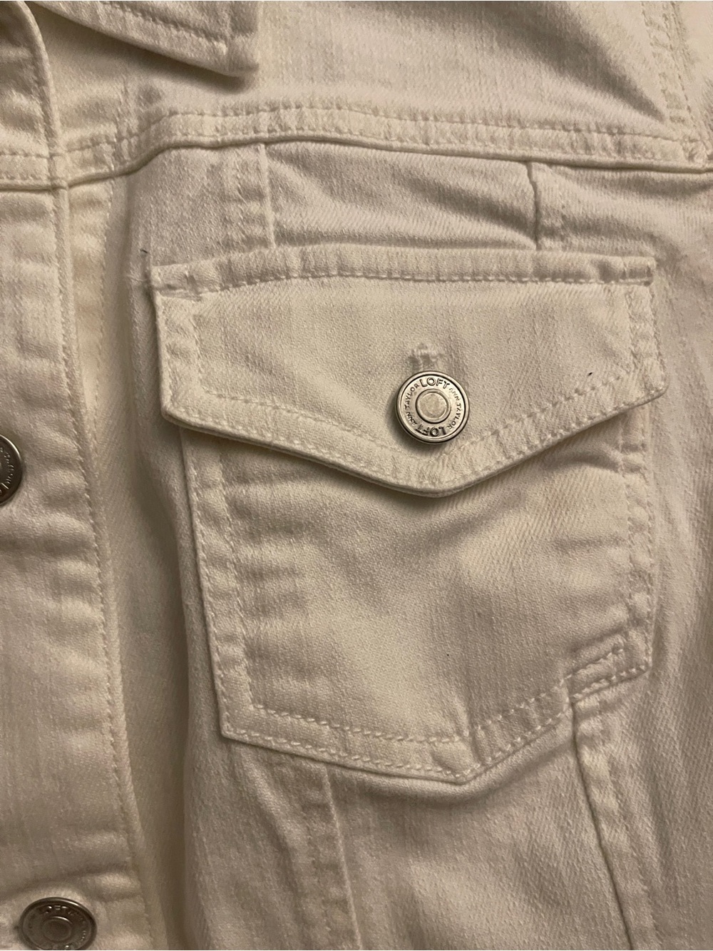 LOFT Women’s 3/4 Sleeve White Denim Trucker Jacket Size XL NWOT - Picture 10 of 14
